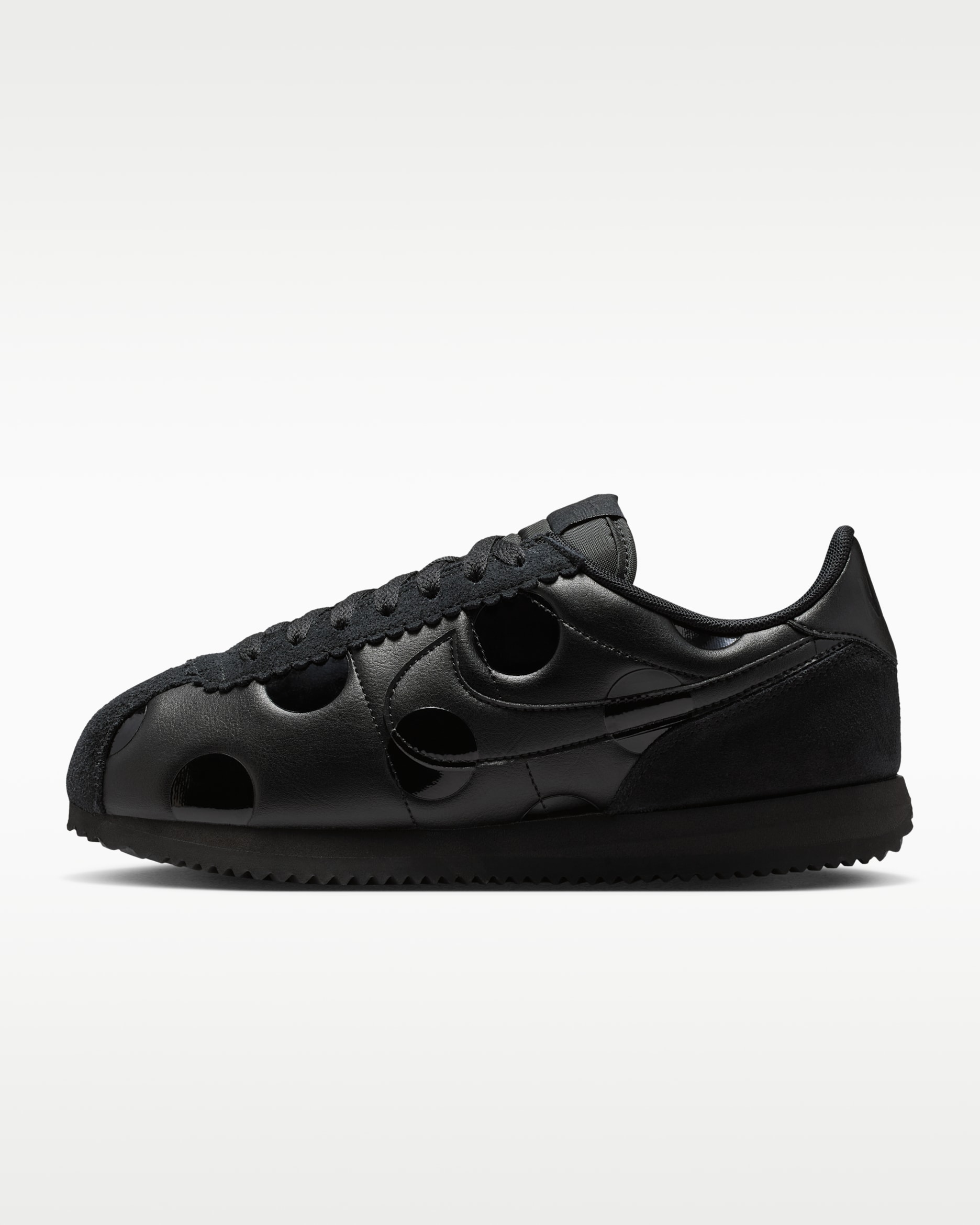 Nike Cortez Women's Shoes. Nike RO